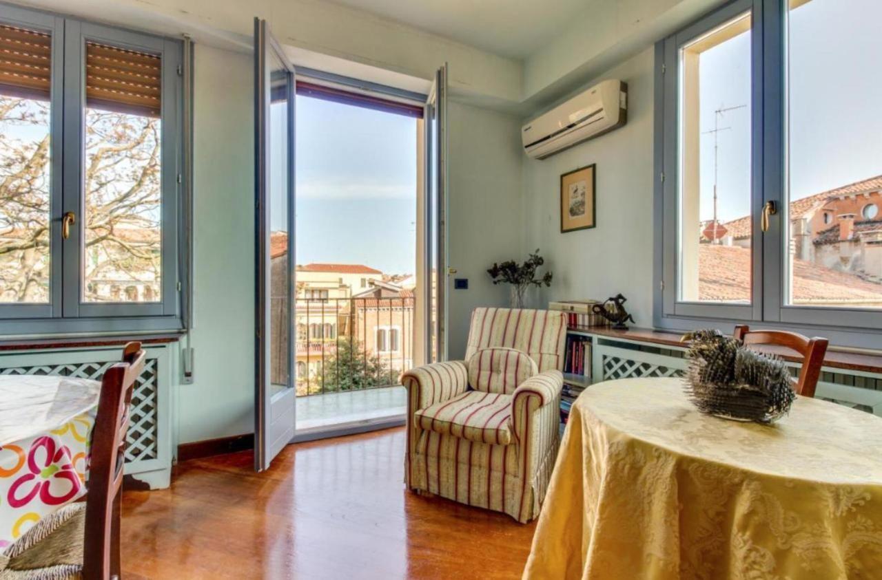 San Vio Dorsoduro Academia By Halldis Venedig