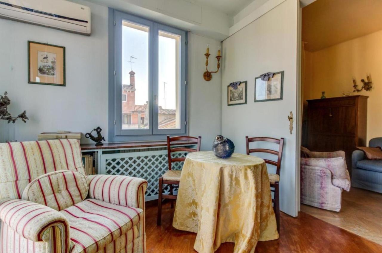 Apartment San Vio Dorsoduro Academia By Halldis Venedig